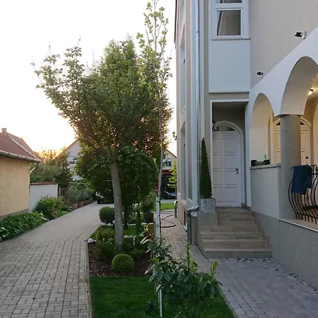 Apartment Nosztalgia Hajduszoboszlo